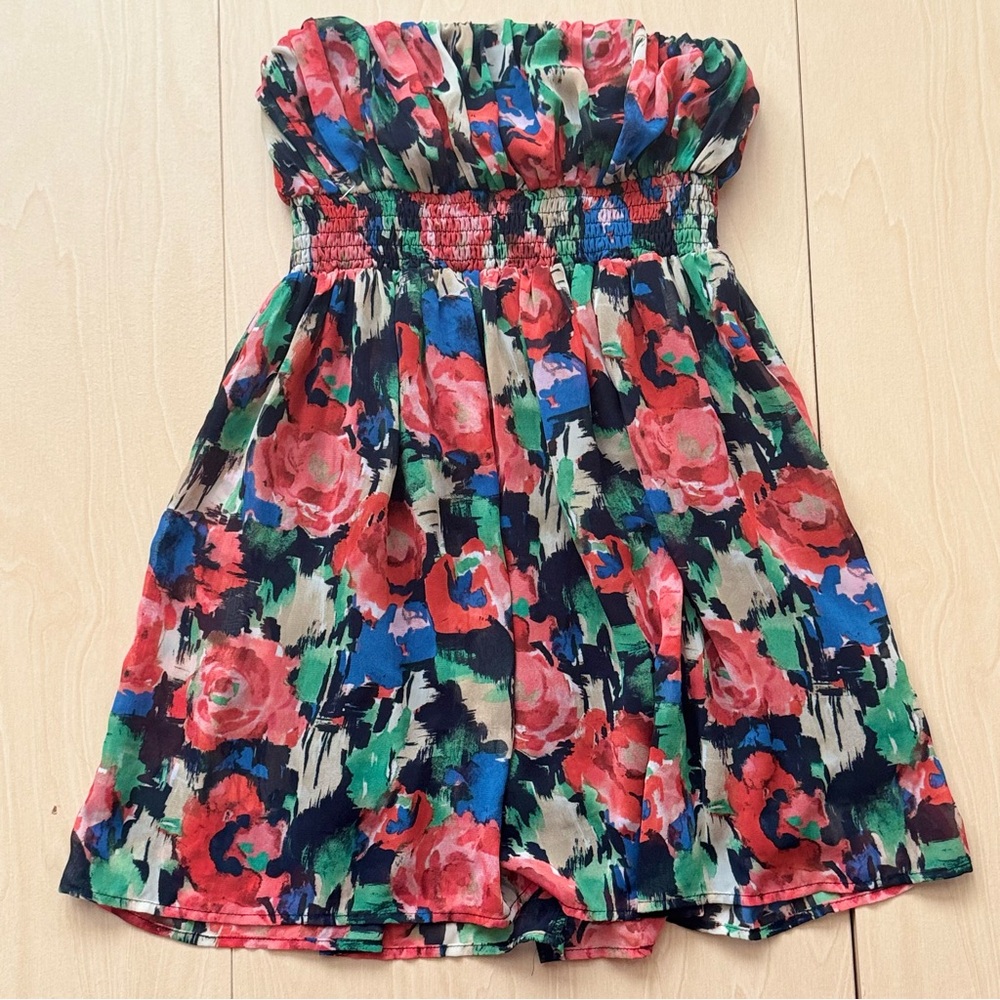 Forever 21 Y2K RED/BLUE FLORAL TUBE TOP SIZE SMALL